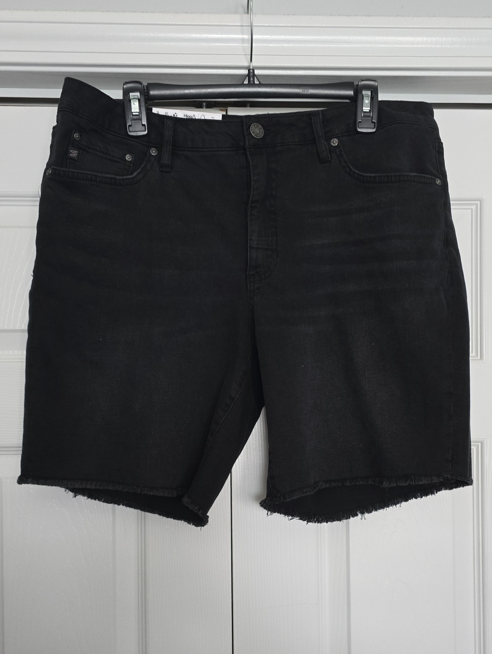 🆕️Seven7 Black Relaxed Bermuda Shorts